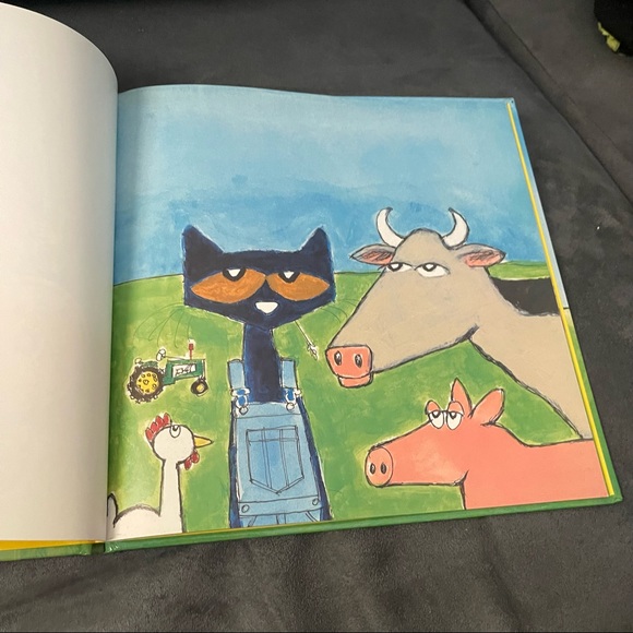 Pete the Cat first edition hard cover - Picture 6 of 6